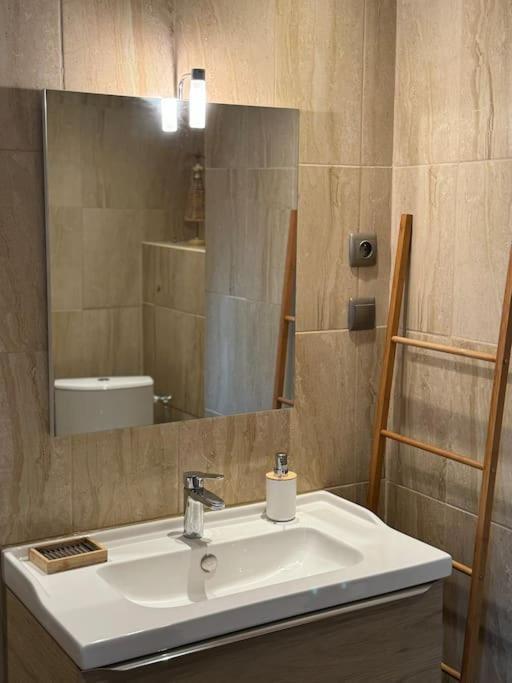 Appartement De Plain-Pied Avec Jardin Awinion Zewnętrze zdjęcie