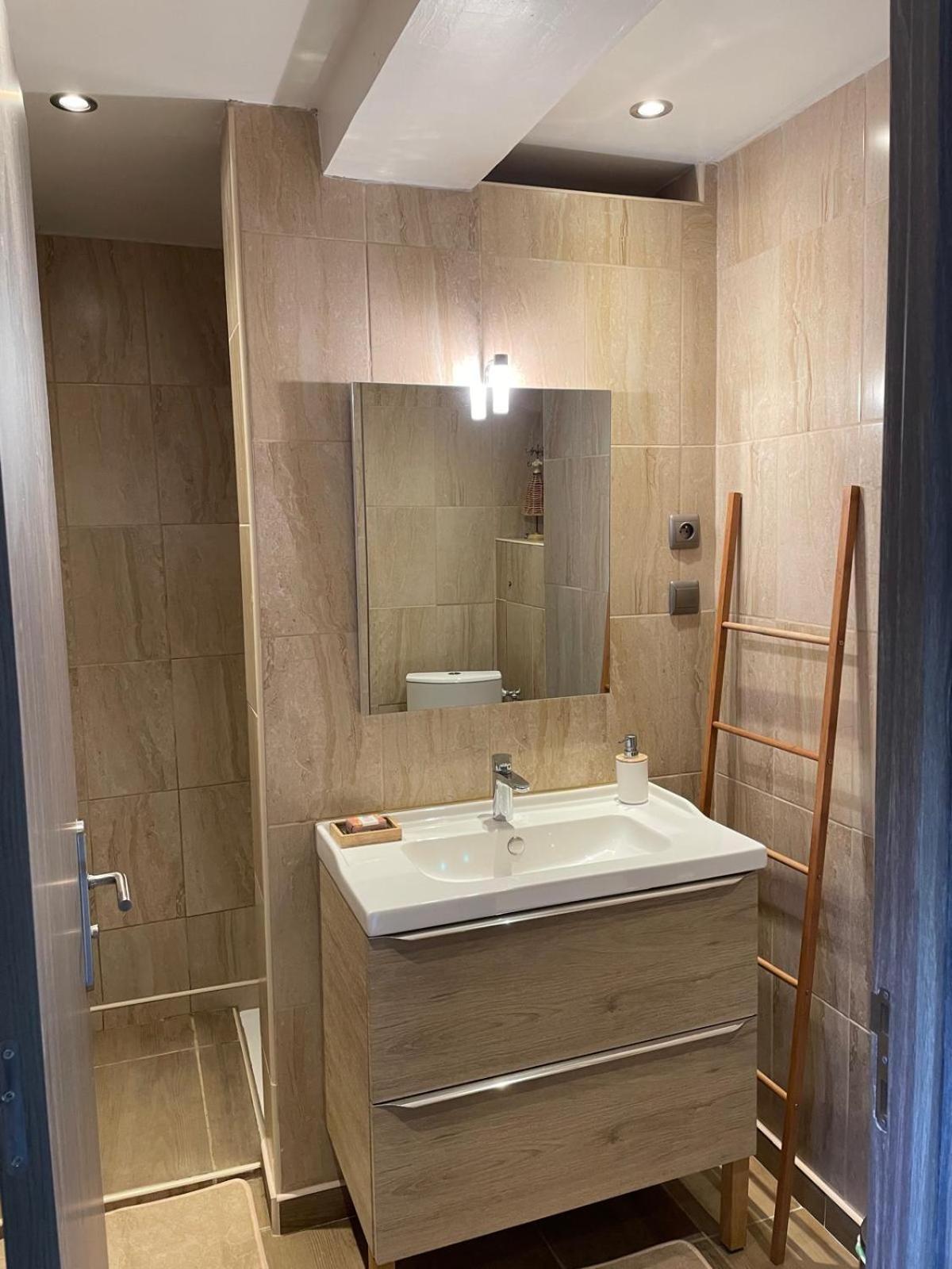 Appartement De Plain-Pied Avec Jardin Awinion Zewnętrze zdjęcie